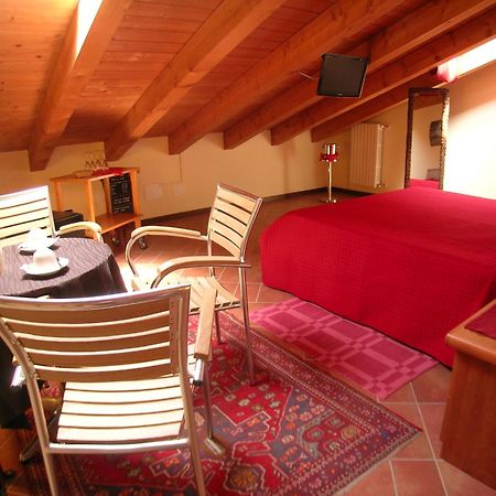 Apartamento Corte Nuova Valeggio sul Mincio Exterior foto